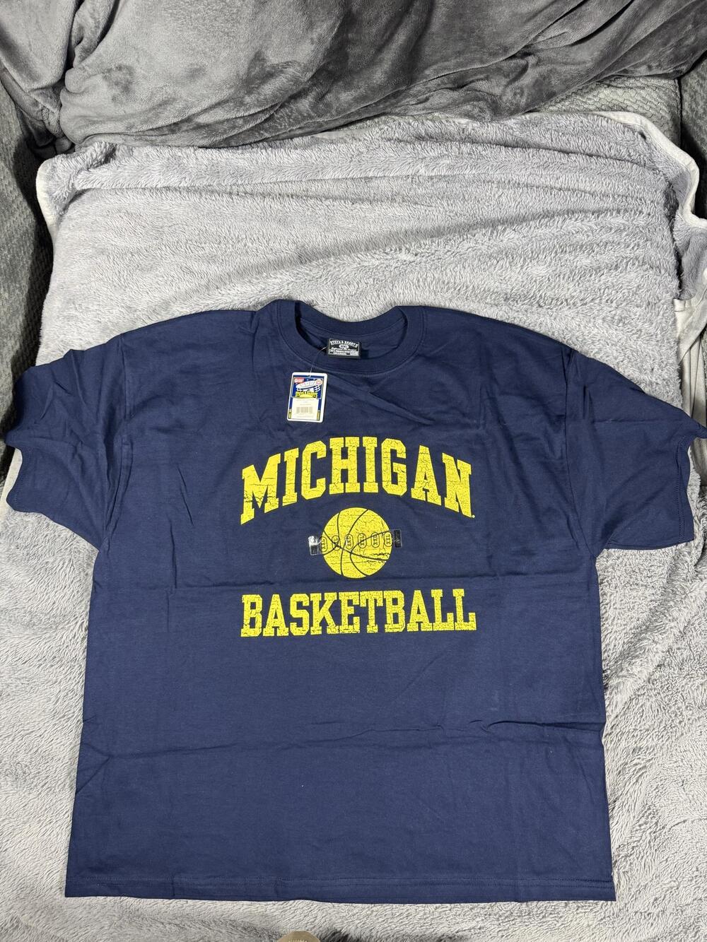 Michigan Wolverines Shirt Mens 2XL Blue NCAA Basketball Steve & Barry's Tee